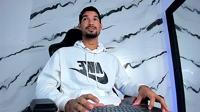 CarlosHotVibes online show from 03.10.26