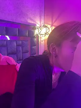 Elaaa pink21 online show from 03.13.26