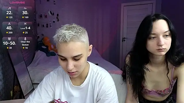LuxuryLoverss online show from 04.27.26