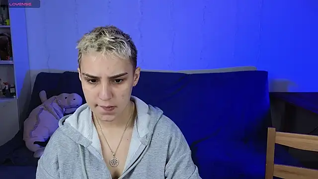 LuxuryLoverss online show from 06.12.26