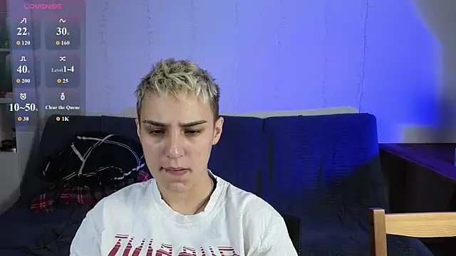 LuxuryLoverss online show from 06.18.26