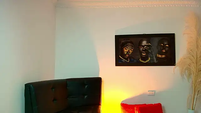 sara lux1 online show from 03.10.26