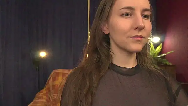 Snapshot of felynn chatting on 03.17.26 felynn online show from 03.17.26