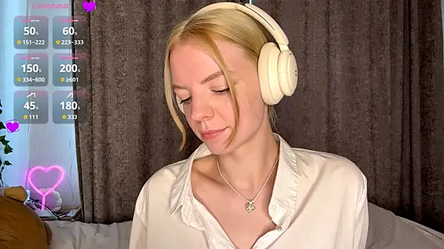 Snapshot of Marry_Sornatiko chatting on 06.18.26 Marry Sornatiko online show from 06.18.26
