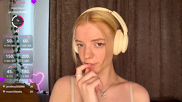 Snapshot of Marry_Sornatiko chatting on 06.23.26 Marry Sornatiko online show from 06.23.26