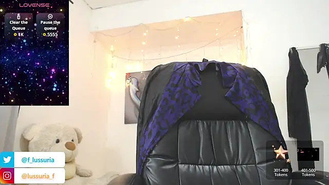 Snapshot of FranchescaSexy1 chatting on 09.30.25 FranchescaSexy1 online show from 09.30.25