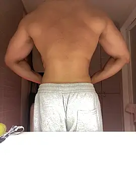 Snapshot of kenjisexy3 chatting on 03.12.26 kenjisexy3 online show from 03.12.26