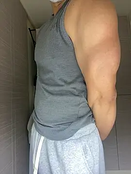 Snapshot of kenjisexy3 chatting on 03.16.26 kenjisexy3 online show from 03.16.26