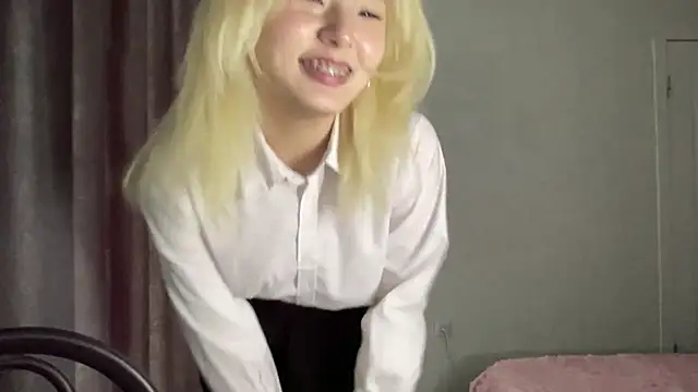 minnie joy online show from 02.25.26