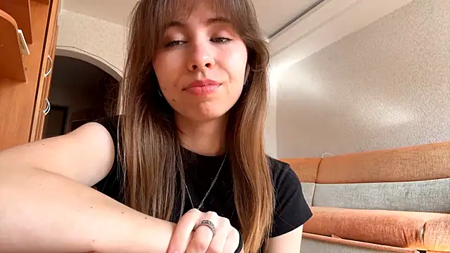 SerenaHawthorne online show from 03.17.26