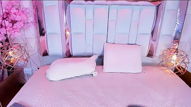 Freyavaldi online show from 03.10.26