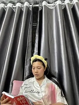 Snapshot of Meo_nho chatting on 04.02.26 Meo nho online show from 04.02.26