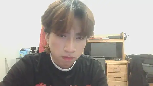 Ethangh001 online show from 03.09.26