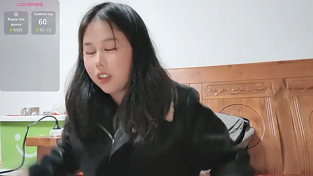 Hannah-33 online show from 03.08.26