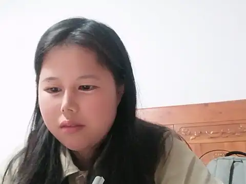 Hannah-33 online show from 03.19.26