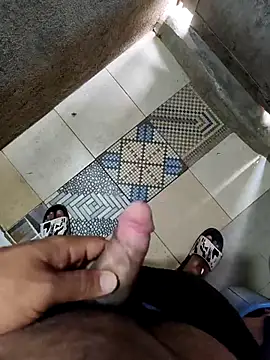 Snapshot of freakingcock27 chatting on 03.21.26 freakingcock27 online show from 03.21.26