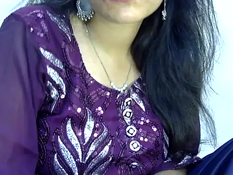 Neha Sharma2 online show from 04.25.26