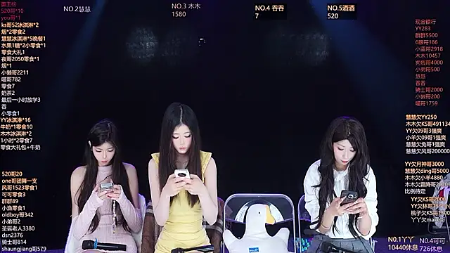 Snapshot of MVPgirls-002 chatting on 02.28.26 MVPgirls-002 online show from 02.28.26