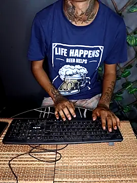 Snapshot of Breezehun chatting on 03.10.26 Breezehun online show from 03.10.26