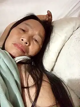 heesuu11 online show from 04.24.26
