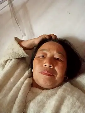 heesuu11 online show from 05.02.26