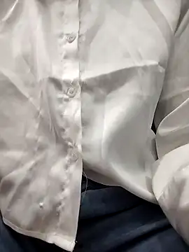 Karishma 88 online show from 03.10.26