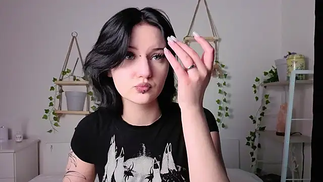 Yuki Shiro online show from 03.07.26