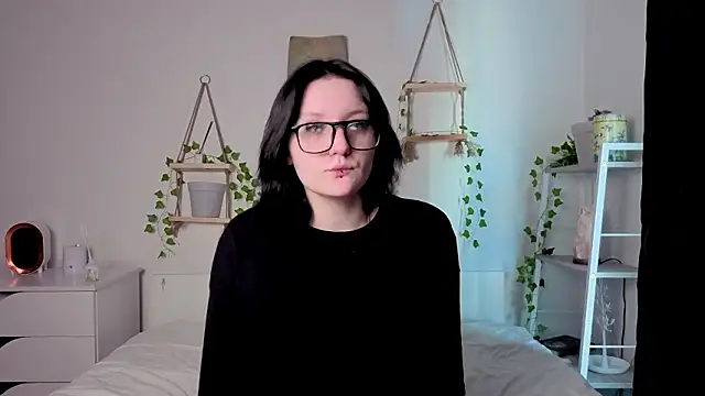 Yuki Shiro online show from 03.11.26