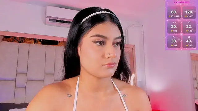 KatherineRuiz  online show from 04.26.26