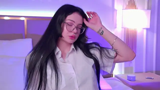 CindyMil online show from 06.21.26