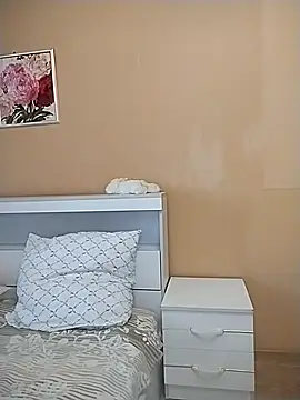 MilkCandyGirl online show from 06.25.26