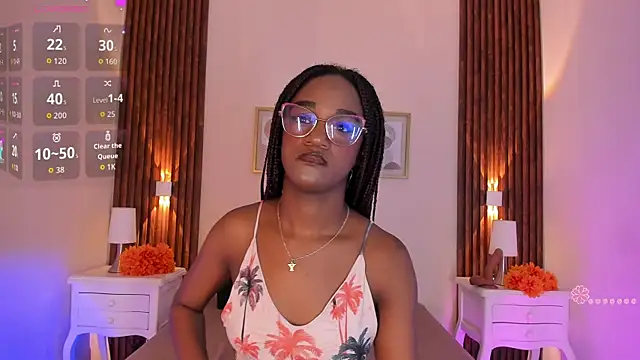 Snapshot of Chloebrunnie chatting on 07.26.26 Chloebrunnie online show from 07.26.26