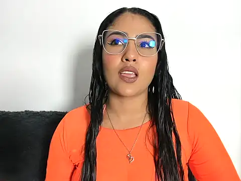TatyGomez  online show from 05.18.26
