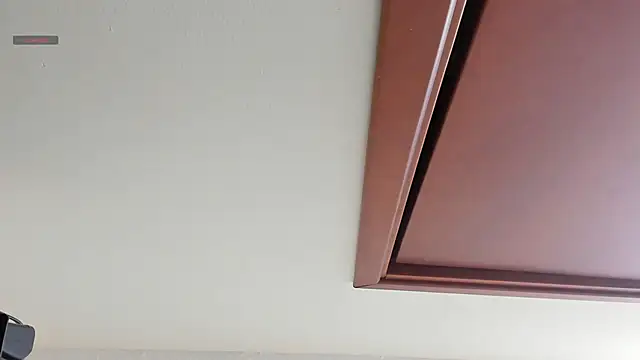 KissMeSara online show from 04.25.26