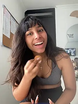 THALIA EF online show from 03.13.26