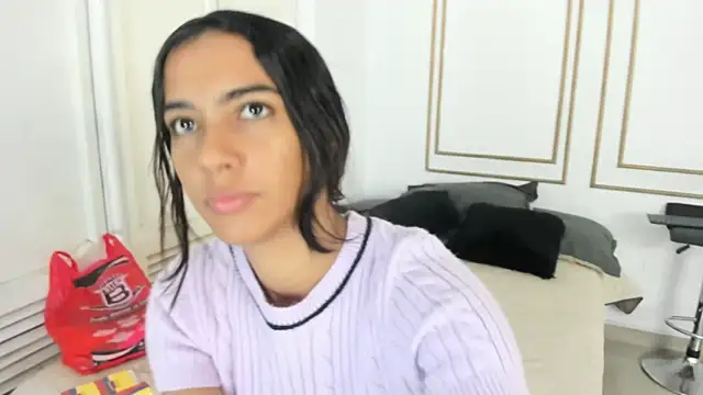 emily gaviria1 online show from 06.10.26