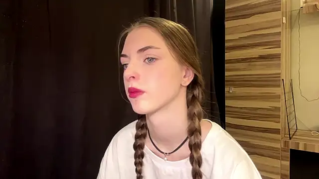 PollyDream online show from 03.13.26