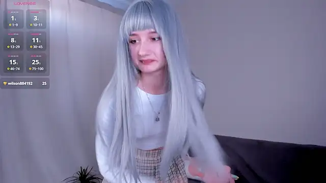 kira montelle online show from 03.17.26