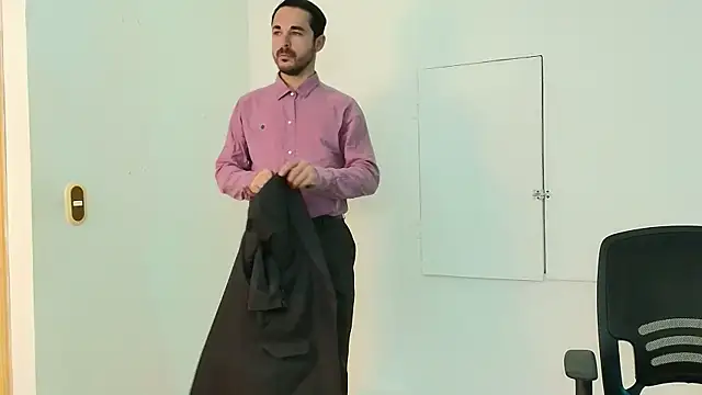 Snapshot of Adams_Sanz chatting on 06.18.26 Adams Sanz online show from 06.18.26
