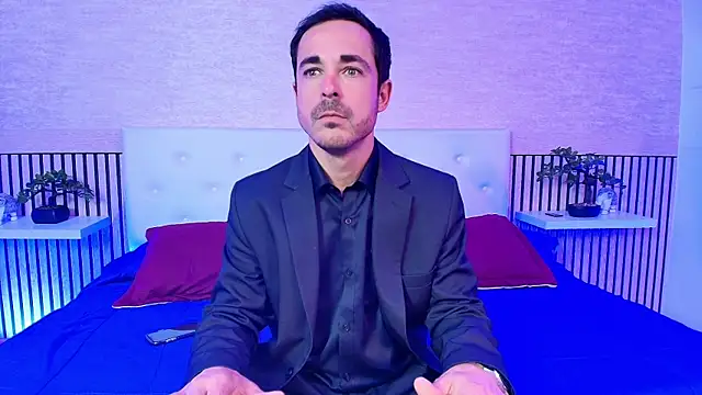 Snapshot of Adams_Sanz chatting on 06.26.26 Adams Sanz online show from 06.26.26