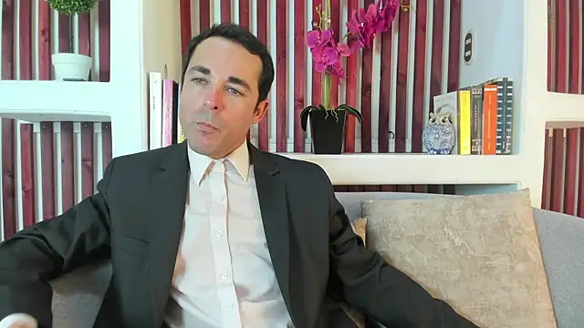 Snapshot of Adams_Sanz chatting on 06.30.26 Adams Sanz online show from 06.30.26