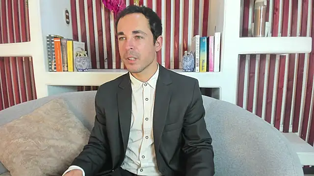 Snapshot of Adams_Sanz chatting on 07.02.26 Adams Sanz online show from 07.02.26