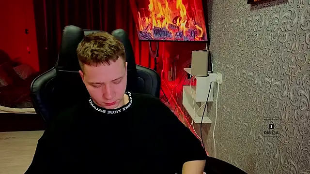 Karl Night  online show from 04.14.26