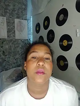 medusafox  online show from 06.18.26