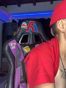 Snapshot of MIKEFONSE- chatting on 02.27.26 MIKEFONSE- online show from 02.27.26