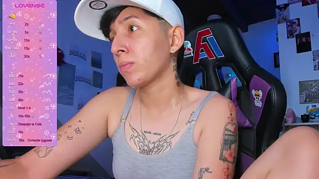 Snapshot of MIKEFONSE- chatting on 03.23.26 MIKEFONSE- online show from 03.23.26