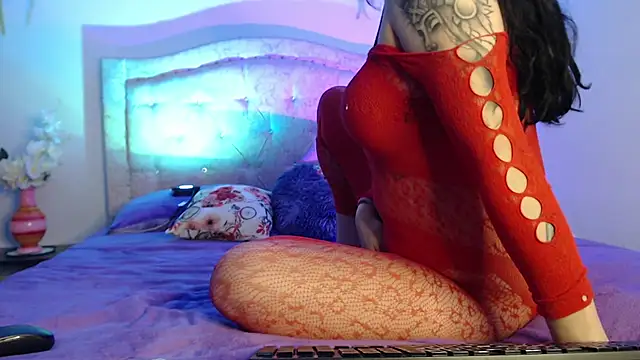 Snapshot of Thamy_angells_ chatting on 03.08.26 Thamy angells online show from 03.08.26