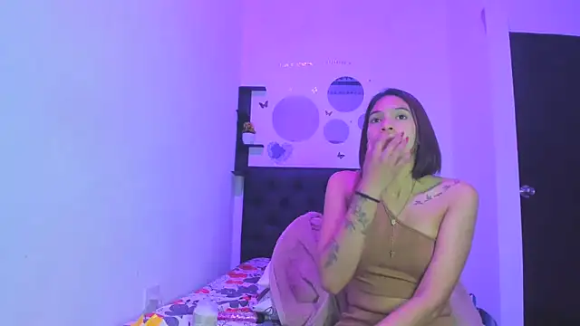 sapphire brown20 online show from 05.07.26