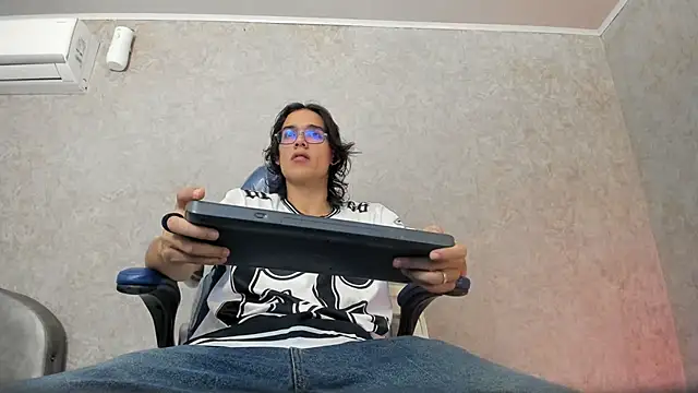 Noha castellano online show from 03.08.26