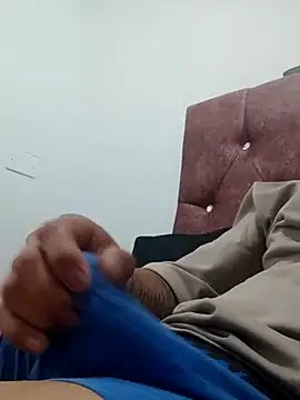 Snapshot of Andcas041 chatting on 02.23.26 Andcas041 online show from 02.23.26